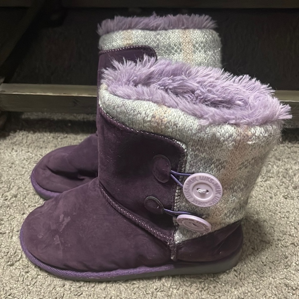 Girl boots
